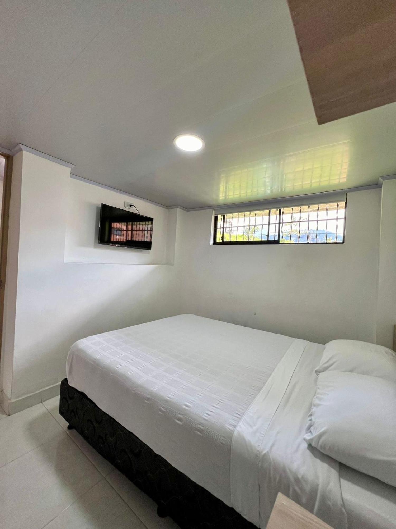 Hotel Adel Manizales Eksteriør billede