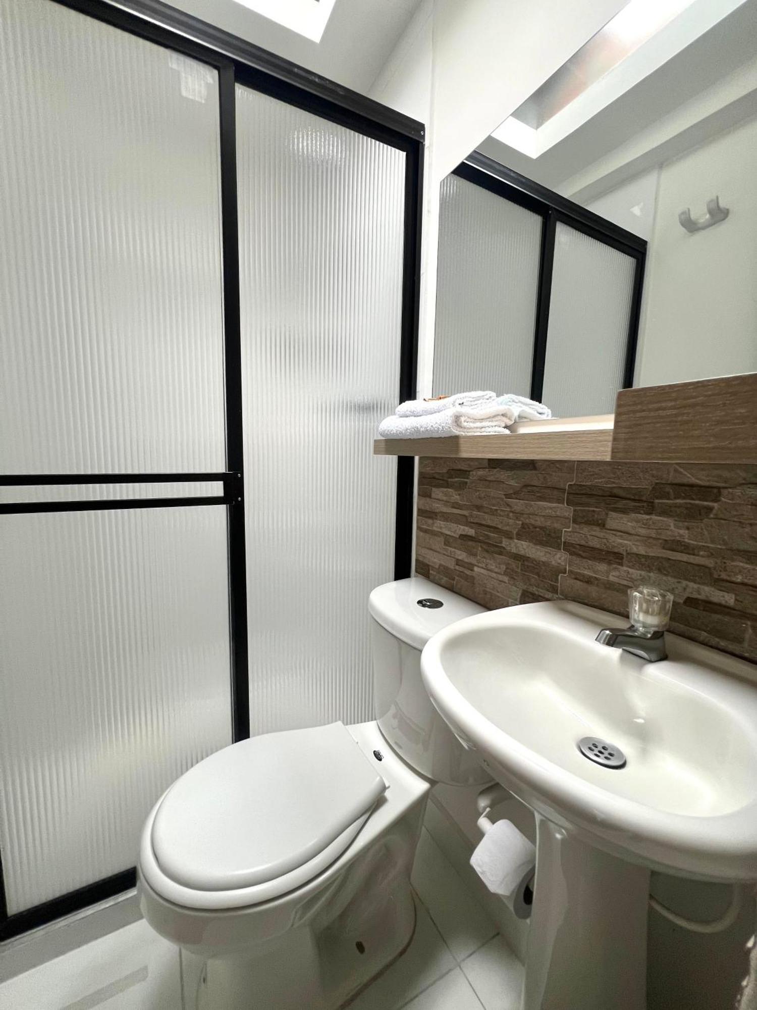 Hotel Adel Manizales Eksteriør billede